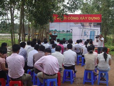 Xây dựng mô hình trình diễn và thực nghiệm chăn nuôi bò sữa Công nghệ cao