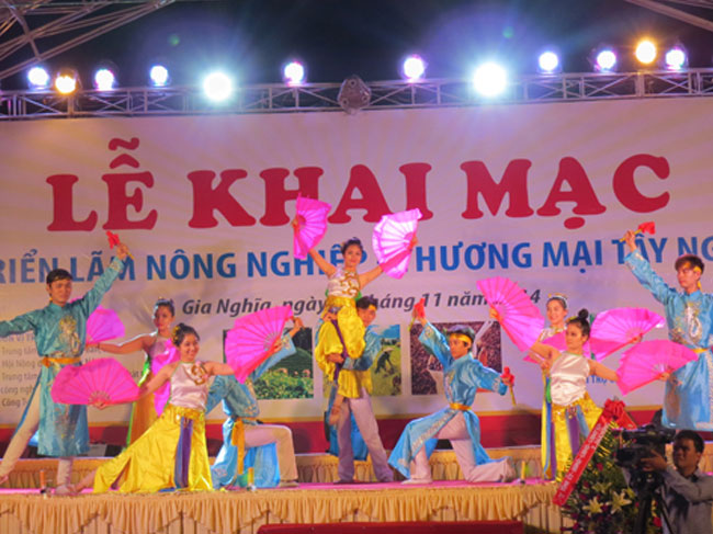 Hội chợ Triển lãm Nông nghiệp – Thương mại Tây Nguyên 2015