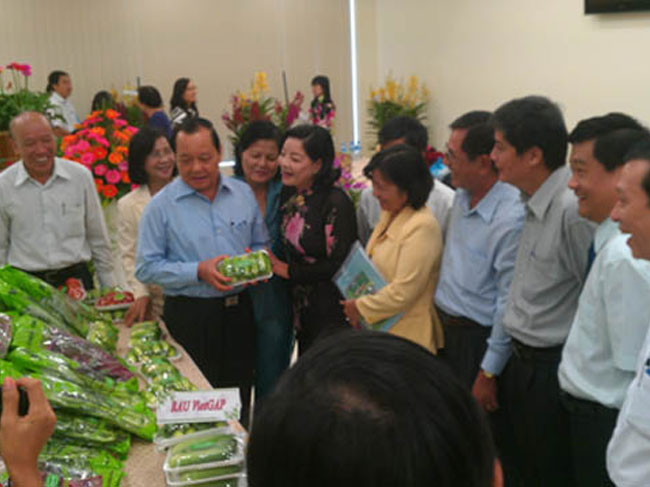 Hội nghị triển khai chương trình mục tiêu xây dựng Nông thôn mới 2010-2020 