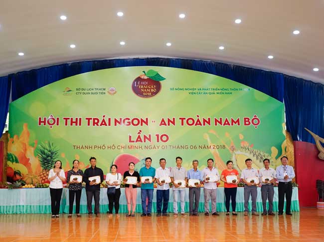 “10 năm một chặng đường”- Hội thi Trái ngon – An toàn Nam bộ lần 10 tại Lễ hội Trái cây Nam bộ năm 2018